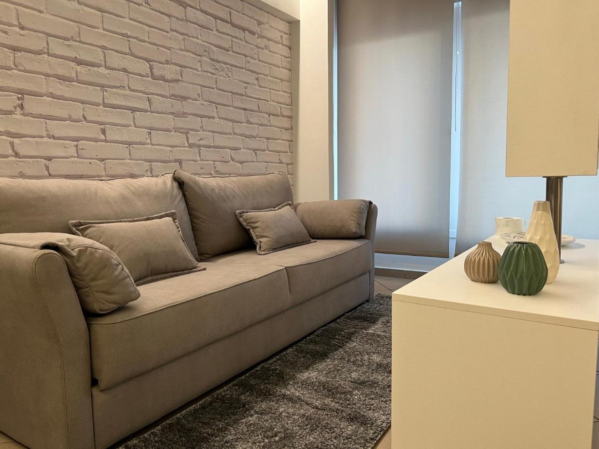 Nafpaktos-Luxury Suite ภายนอก รูปภาพ