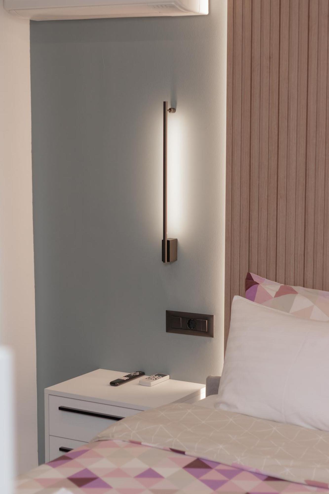 Nafpaktos-Luxury Suite ภายนอก รูปภาพ